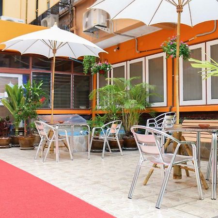 Nakornping Hotel Bangkok Exterior photo